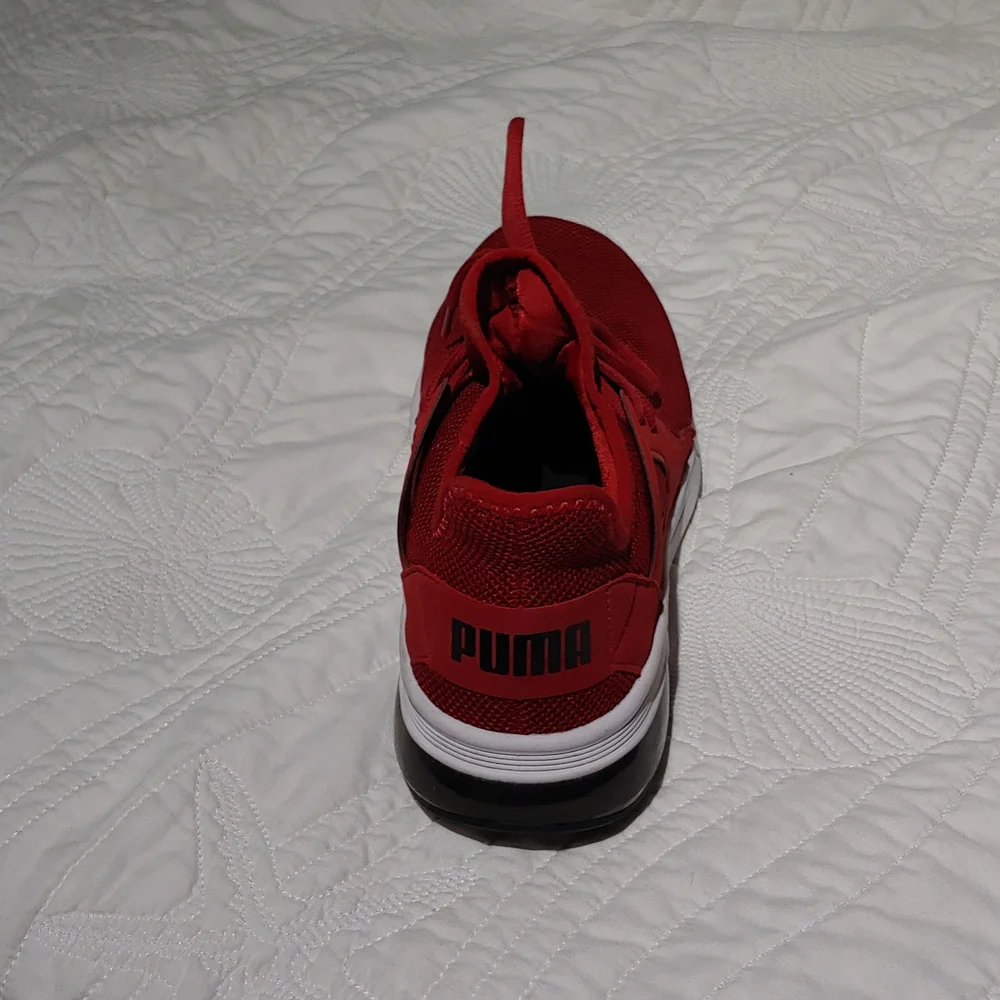 Shoes - Picture 4 of 4